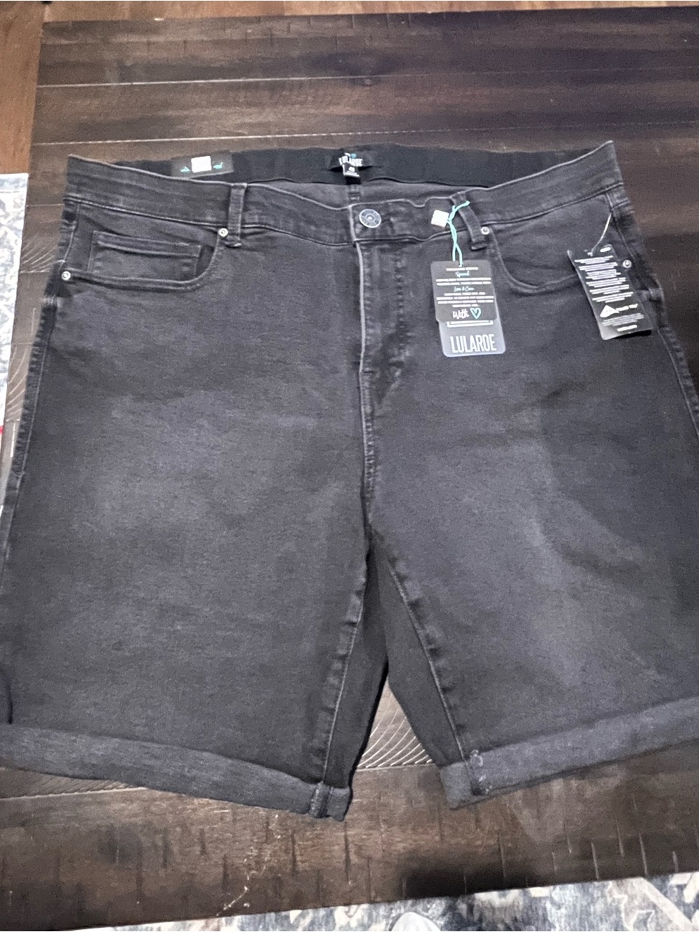 Lularoe Black Denim Roll-Cuff Bermuda Shorts size 40 New! Plus 20W